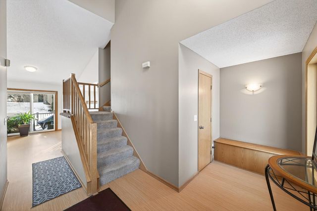 14825 39th Avenue N, Plymouth, MN 55446