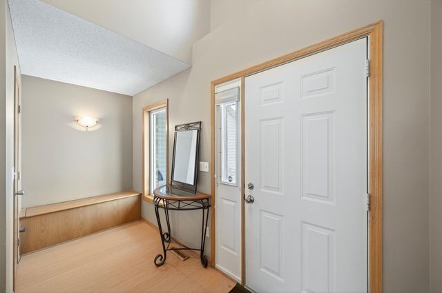 14825 39th Avenue N, Plymouth, MN 55446