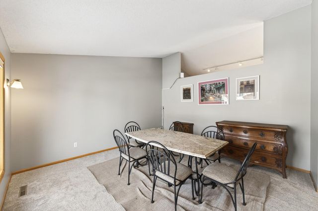 14825 39th Avenue N, Plymouth, MN 55446