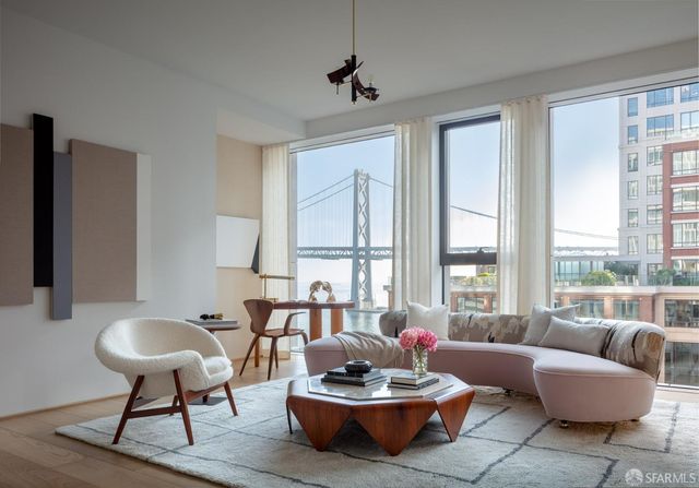 1 Steuart Lane 1003, San Francisco, CA 94105