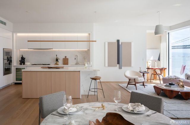 1 Steuart Lane 1003, San Francisco, CA 94105