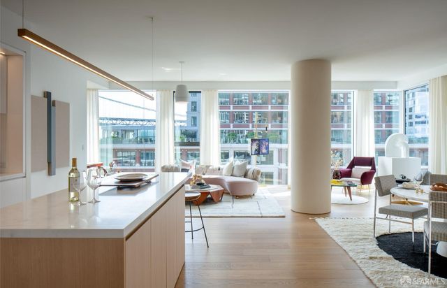 1 Steuart Lane 1003, San Francisco, CA 94105