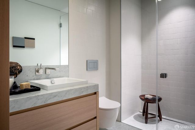 1 Steuart Lane 1003, San Francisco, CA 94105