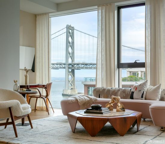 1 Steuart Lane 1003, San Francisco, CA 94105