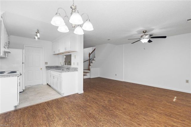 1201 Alder CT, Chesapeake, VA 23320