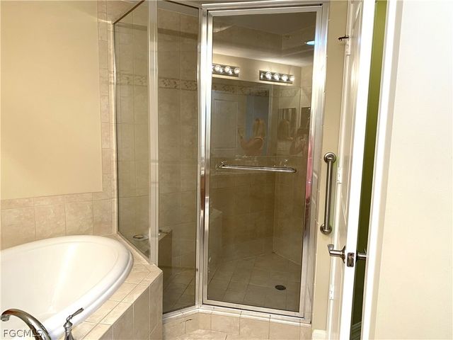 3414 Hancock Bridge PKWY 407, North Fort Myers, FL 33903