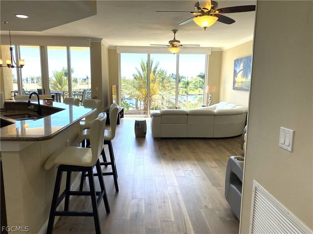 3414 Hancock Bridge PKWY 407, North Fort Myers, FL 33903