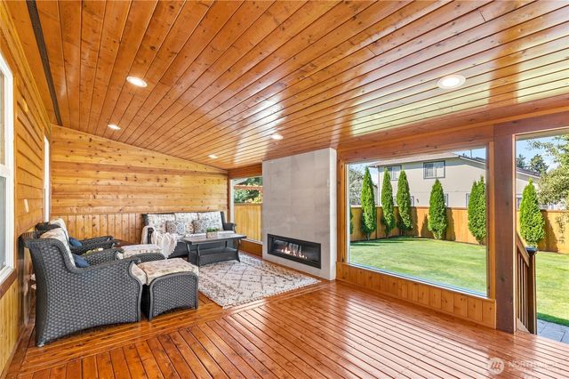 2615 170th Street Ct E, Tacoma, WA 98445