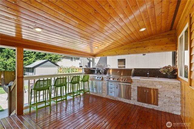 2615 170th Street Ct E, Tacoma, WA 98445