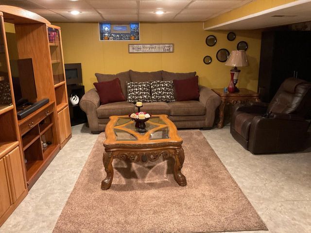 10409 W Villa AVENUE, Milwaukee, WI 53224
