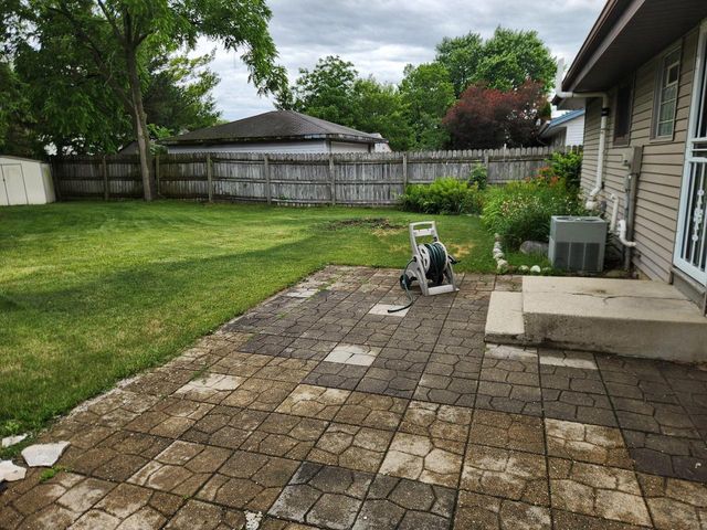 10409 W Villa AVENUE, Milwaukee, WI 53224