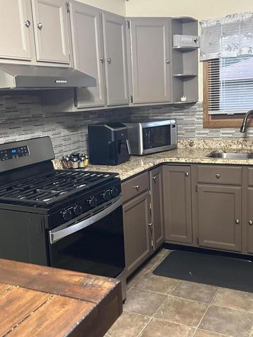 10409 W Villa AVENUE, Milwaukee, WI 53224