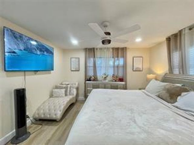 1478 NE 56th St, Fort Lauderdale, FL 33334