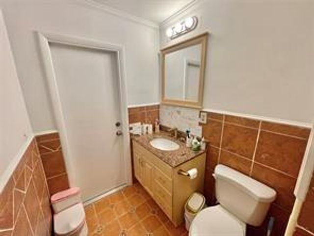 1478 NE 56th St, Fort Lauderdale, FL 33334