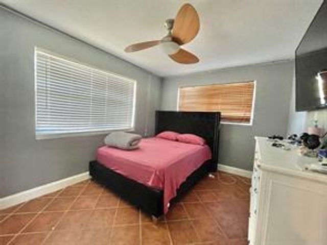 1478 NE 56th St, Fort Lauderdale, FL 33334