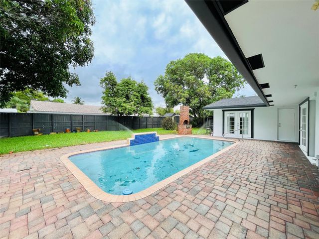 1478 NE 56th St, Fort Lauderdale, FL 33334