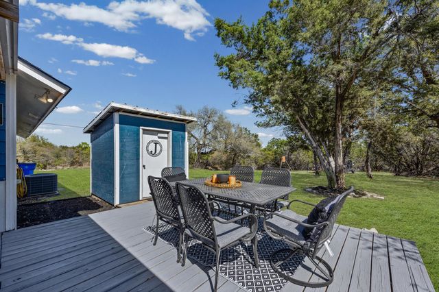 20811 Trapper LN, Lago Vista, TX 78645