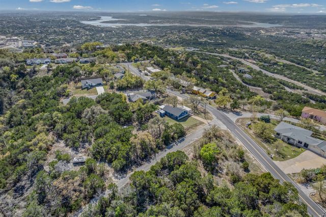 20811 Trapper LN, Lago Vista, TX 78645
