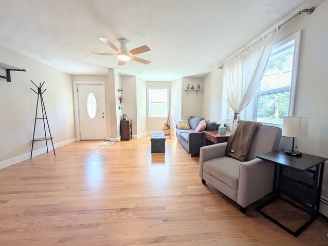 35 Francis St, Everett, MA 02149