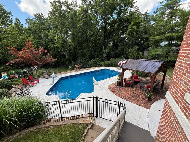 2204 Ashland Avenue, St Joseph, MO 64506