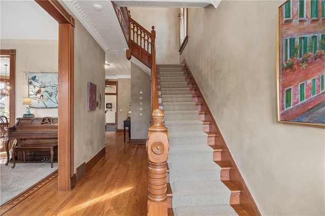 2204 Ashland Avenue, St Joseph, MO 64506