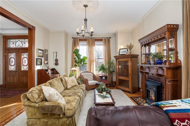 2204 Ashland Avenue, St Joseph, MO 64506