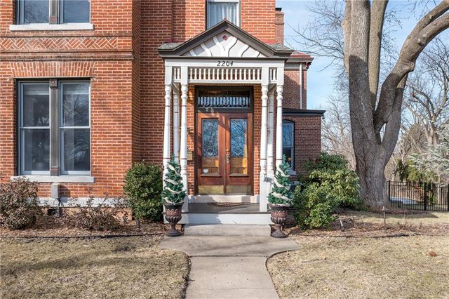 2204 Ashland Avenue, St Joseph, MO 64506