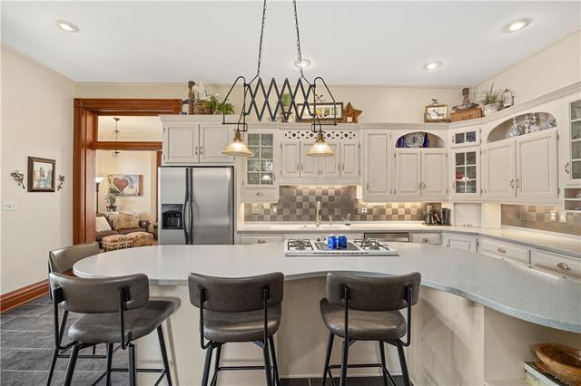 2204 Ashland Avenue, St Joseph, MO 64506