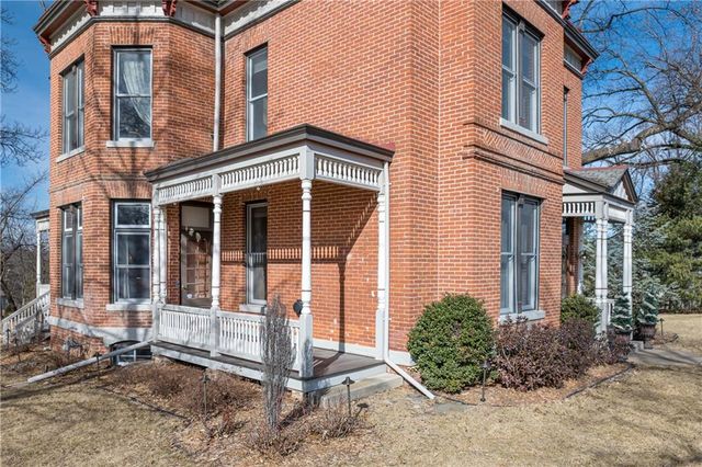 2204 Ashland Avenue, St Joseph, MO 64506