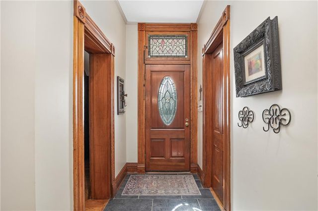 2204 Ashland Avenue, St Joseph, MO 64506