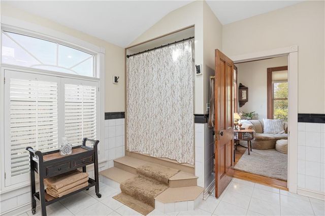 2204 Ashland Avenue, St Joseph, MO 64506