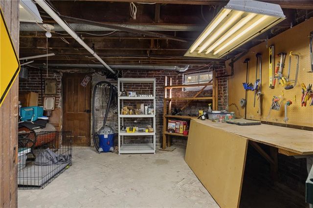 2204 Ashland Avenue, St Joseph, MO 64506