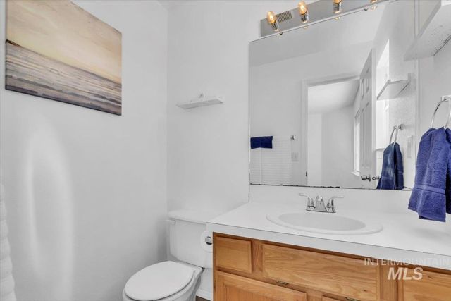 1331 W Curtner St, Kuna, ID 83634