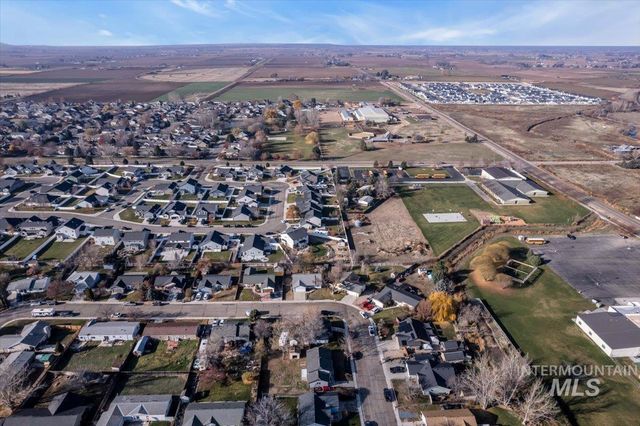 1331 W Curtner St, Kuna, ID 83634