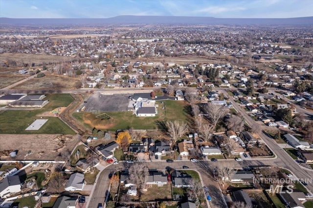 1331 W Curtner St, Kuna, ID 83634