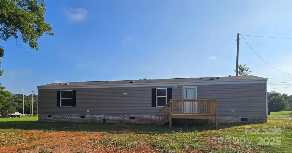 106 Burrus Road, Mooresboro, NC 28114