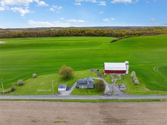 7542 Beach Road, Montezuma, NY 13021