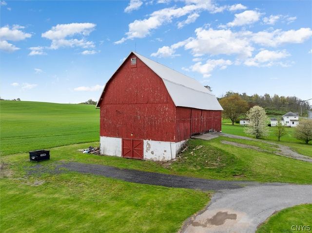 7542 Beach Road, Montezuma, NY 13021