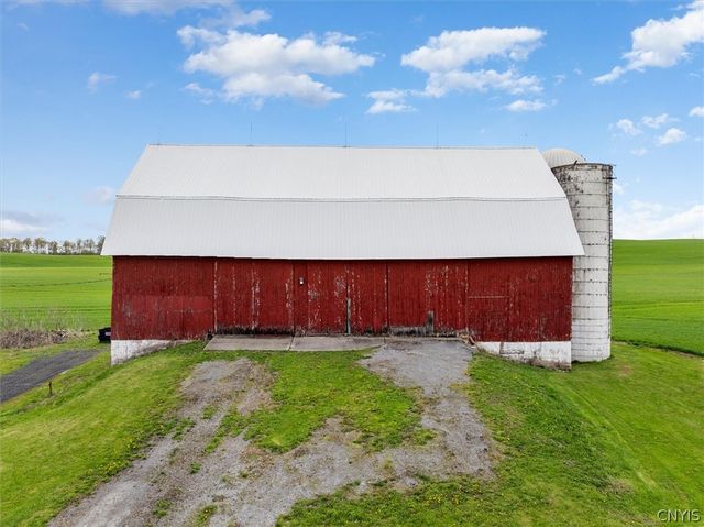 7542 Beach Road, Montezuma, NY 13021