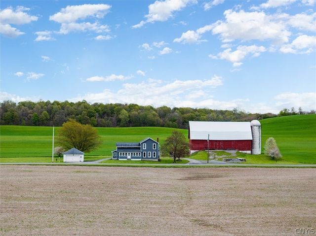 7542 Beach Road, Montezuma, NY 13021