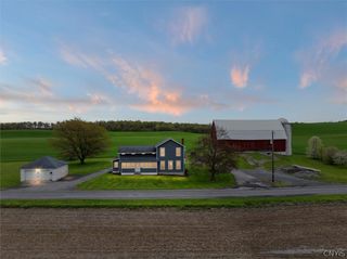 7542 Beach Road, Montezuma, NY 13021