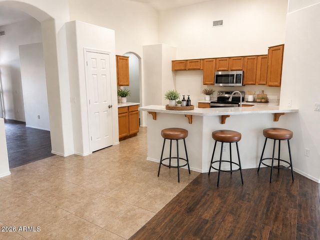 11972 N 85TH Avenue, Peoria, AZ 85345