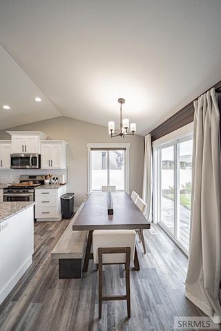 445 Rock Hill Lane, Idaho Falls, ID 83401