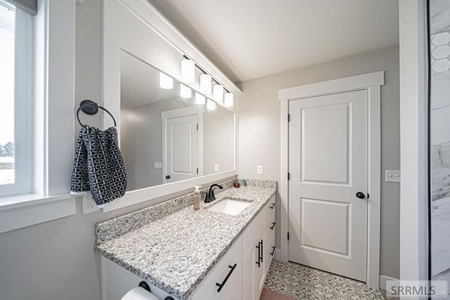 445 Rock Hill Lane, Idaho Falls, ID 83401