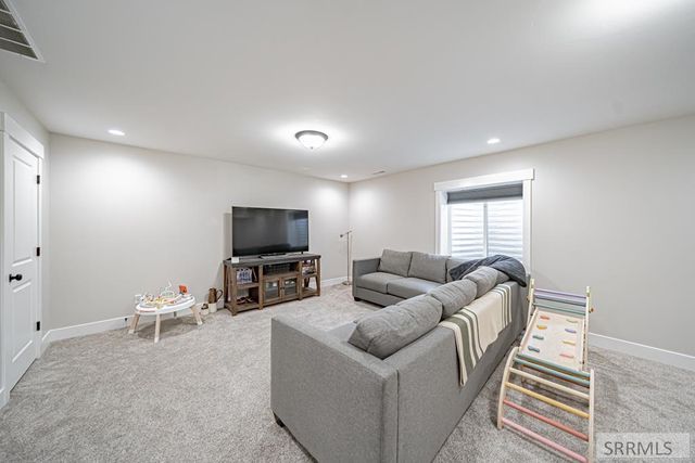 445 Rock Hill Lane, Idaho Falls, ID 83401