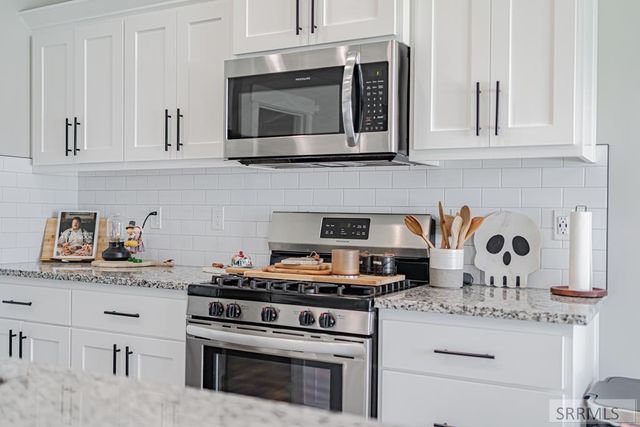 445 Rock Hill Lane, Idaho Falls, ID 83401