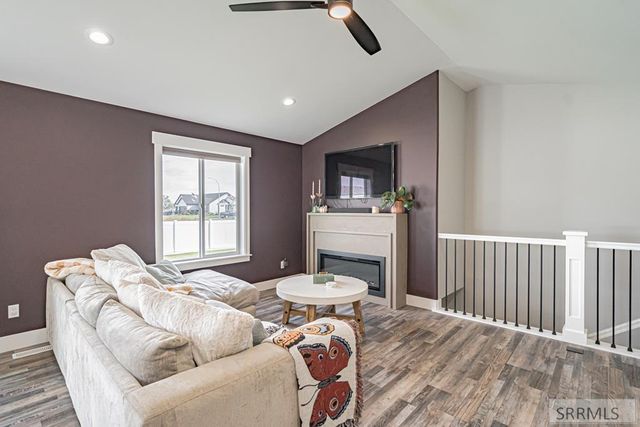 445 Rock Hill Lane, Idaho Falls, ID 83401