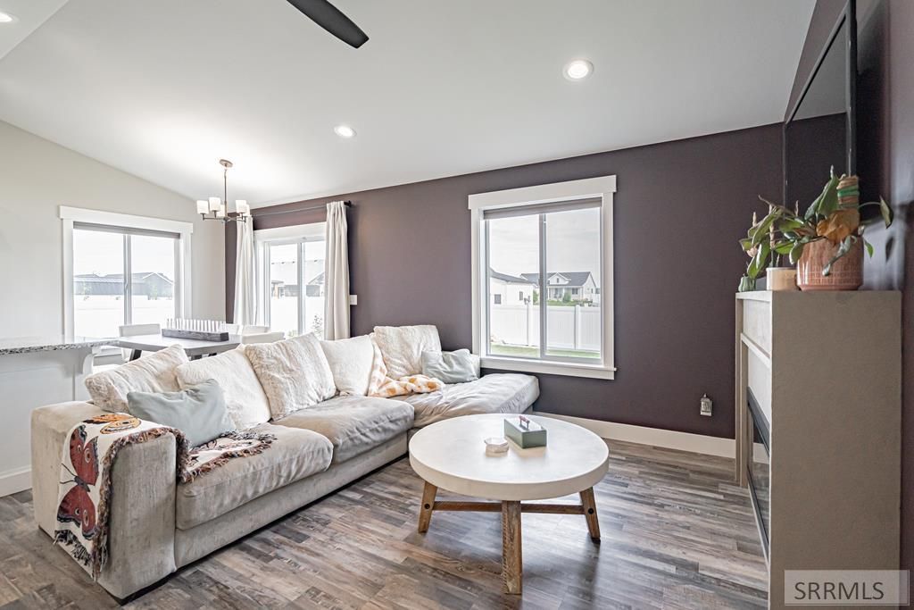 Image 10 of property listing at 445 Rock Hill Lane, Idaho Falls, ID 83401