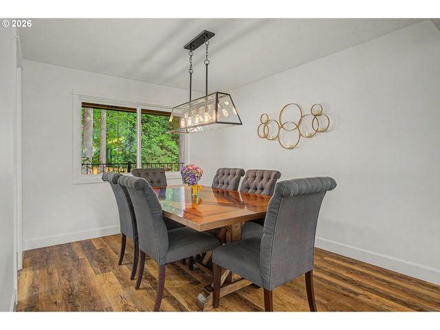 2907 CARRIAGE Way, West Linn, OR 97068
