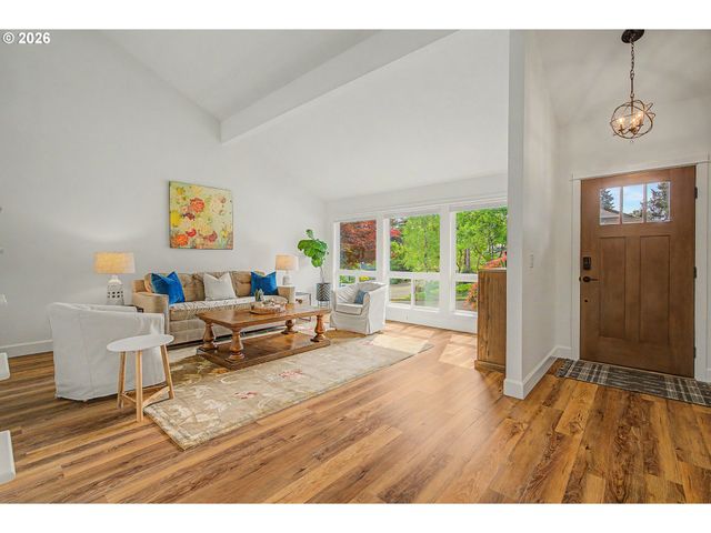 2907 CARRIAGE Way, West Linn, OR 97068
